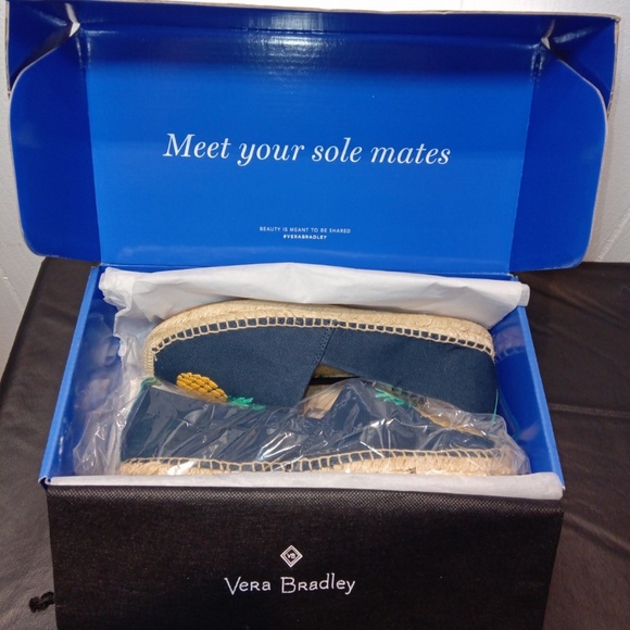 🎉HP🎉Vera Bradley Embroidered Espadrilles - Picture 5 of 6